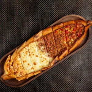 Chicken Pide